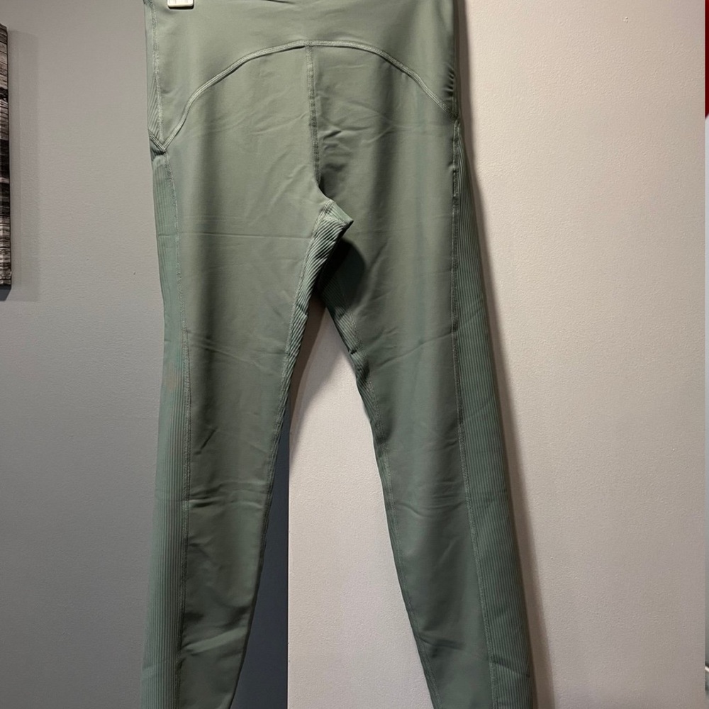 Womens brand new ribbed leggings